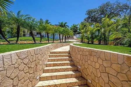 Hospitality Expert El1 Private Pool Chef Villa